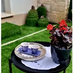 شقة San Pietro Garden Apartment, Lalez,
