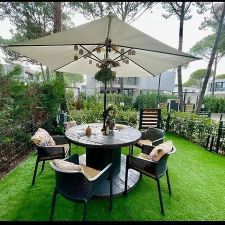 San Pietro Garden Apartment, Lalez, Apartamento *